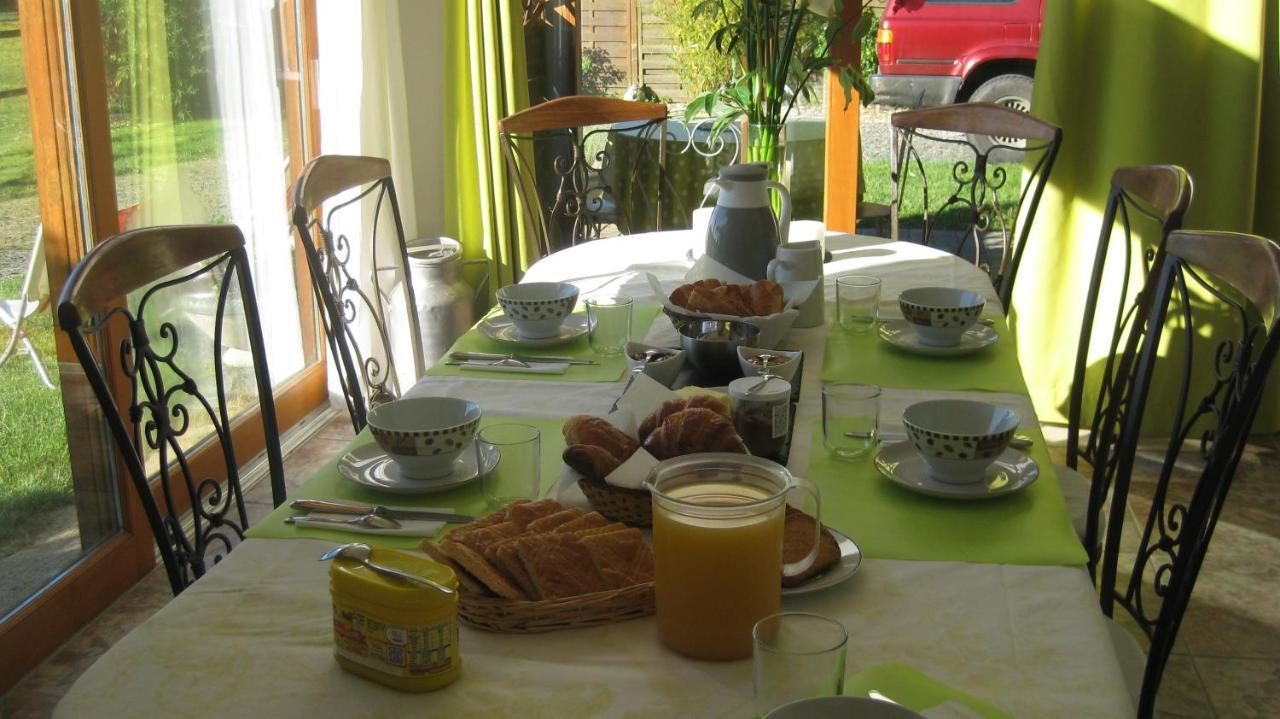 Les Croisettes Bed & Breakfast Le Pin  Exterior photo